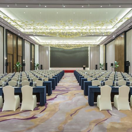 מלון Crowne Plaza Yibin By Ihg מראה חיצוני תמונה