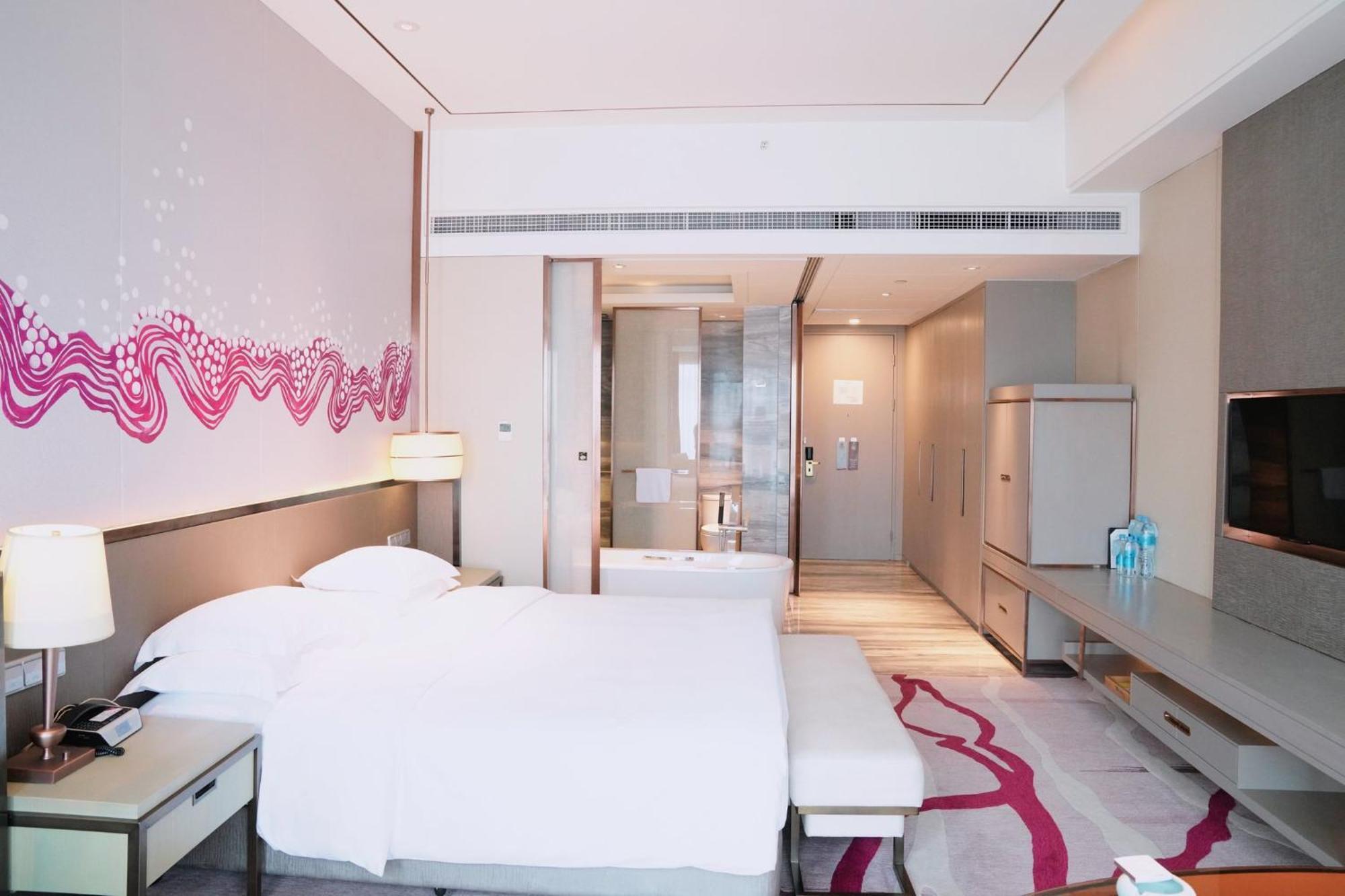 מלון Crowne Plaza Yibin By Ihg מראה חיצוני תמונה