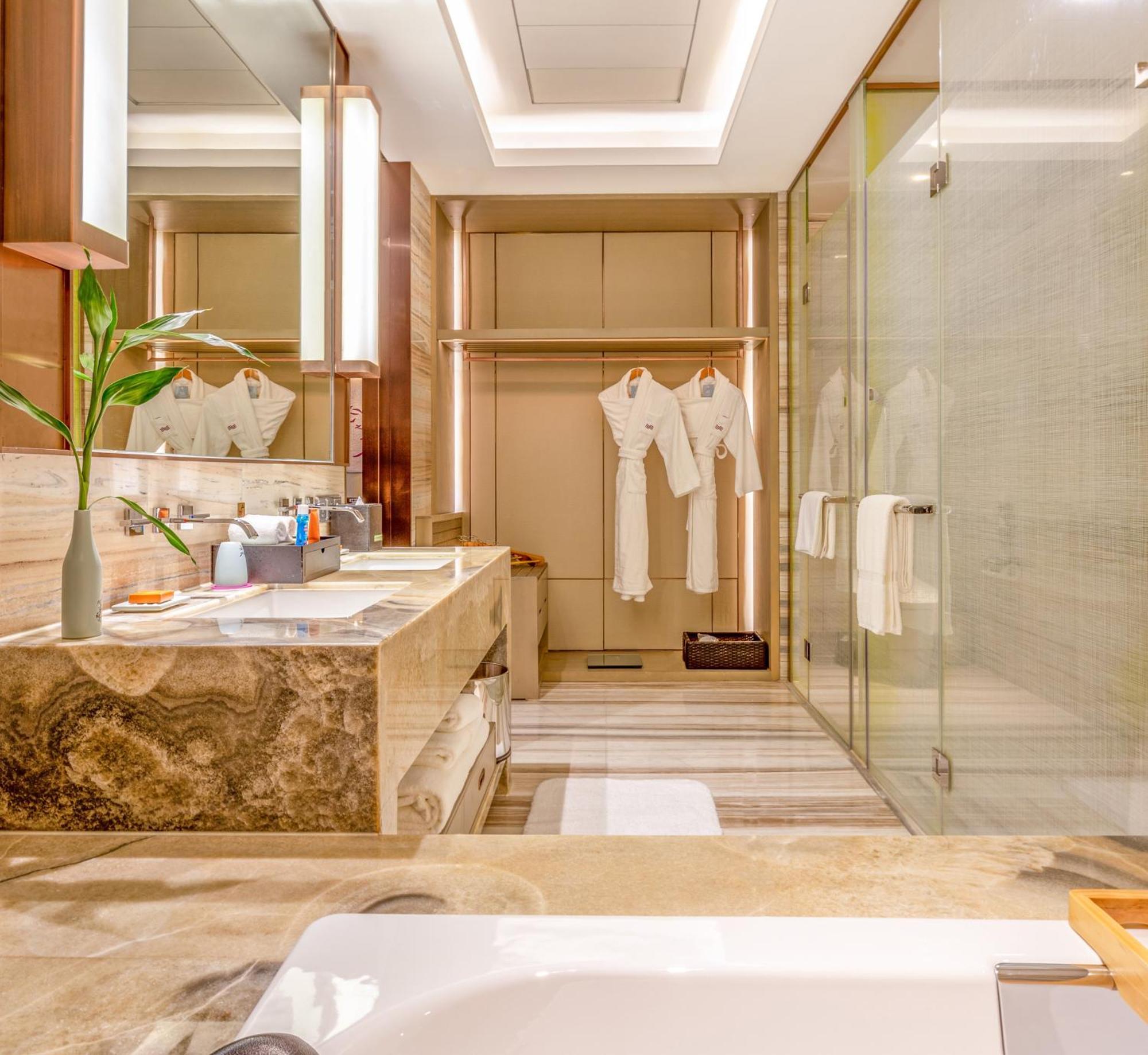 מלון Crowne Plaza Yibin By Ihg מראה חיצוני תמונה