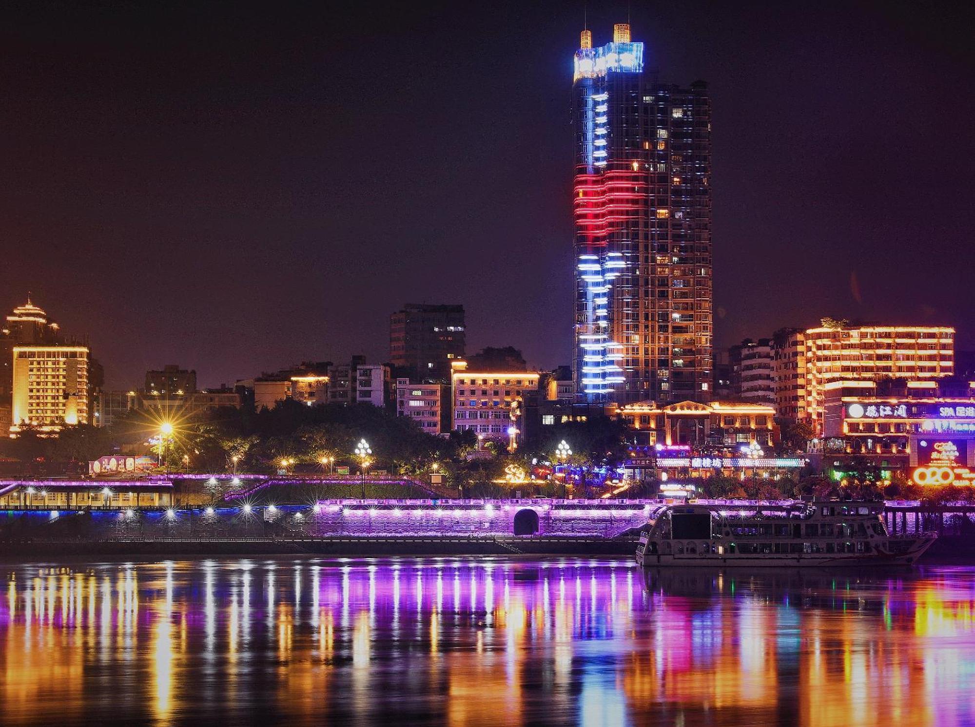 מלון Crowne Plaza Yibin By Ihg מראה חיצוני תמונה