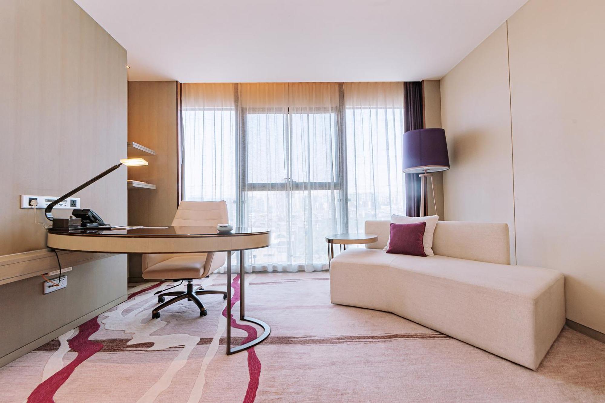 מלון Crowne Plaza Yibin By Ihg מראה חיצוני תמונה