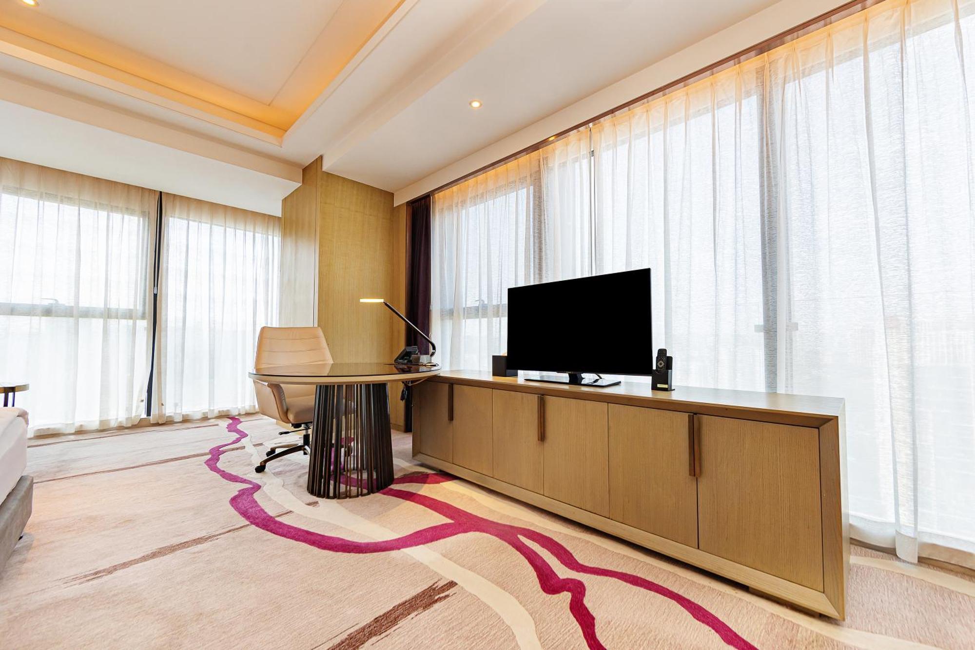 מלון Crowne Plaza Yibin By Ihg מראה חיצוני תמונה